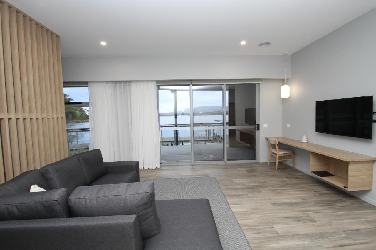 Waterfront Apartments Devonport Eksteriør billede